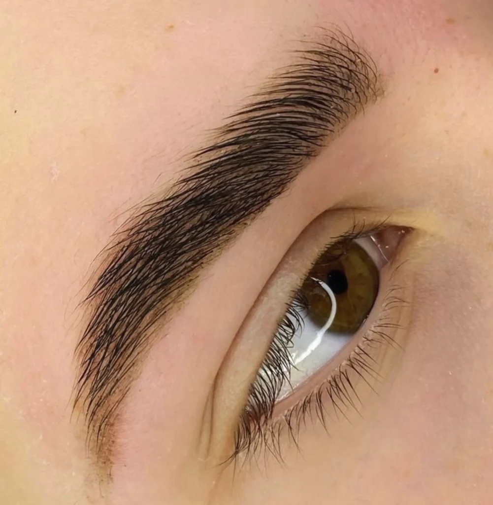 eyebrow microblading