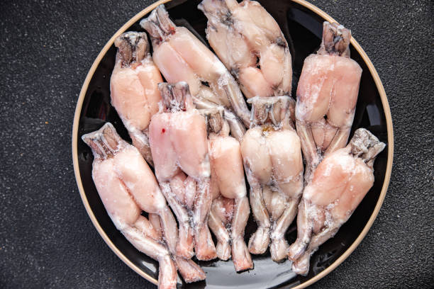 Paris' Finest Frog Leg Cuisine: A Delightful Culinary Adventure